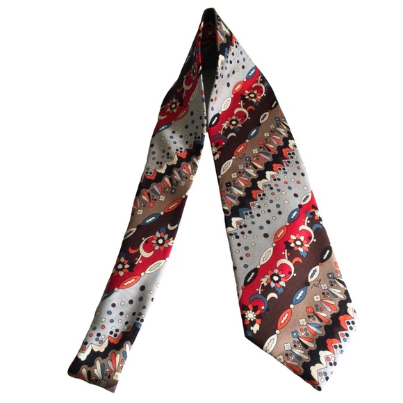 Emilio Pucci Holiday Print Silk Tie - Picture 5 of 9